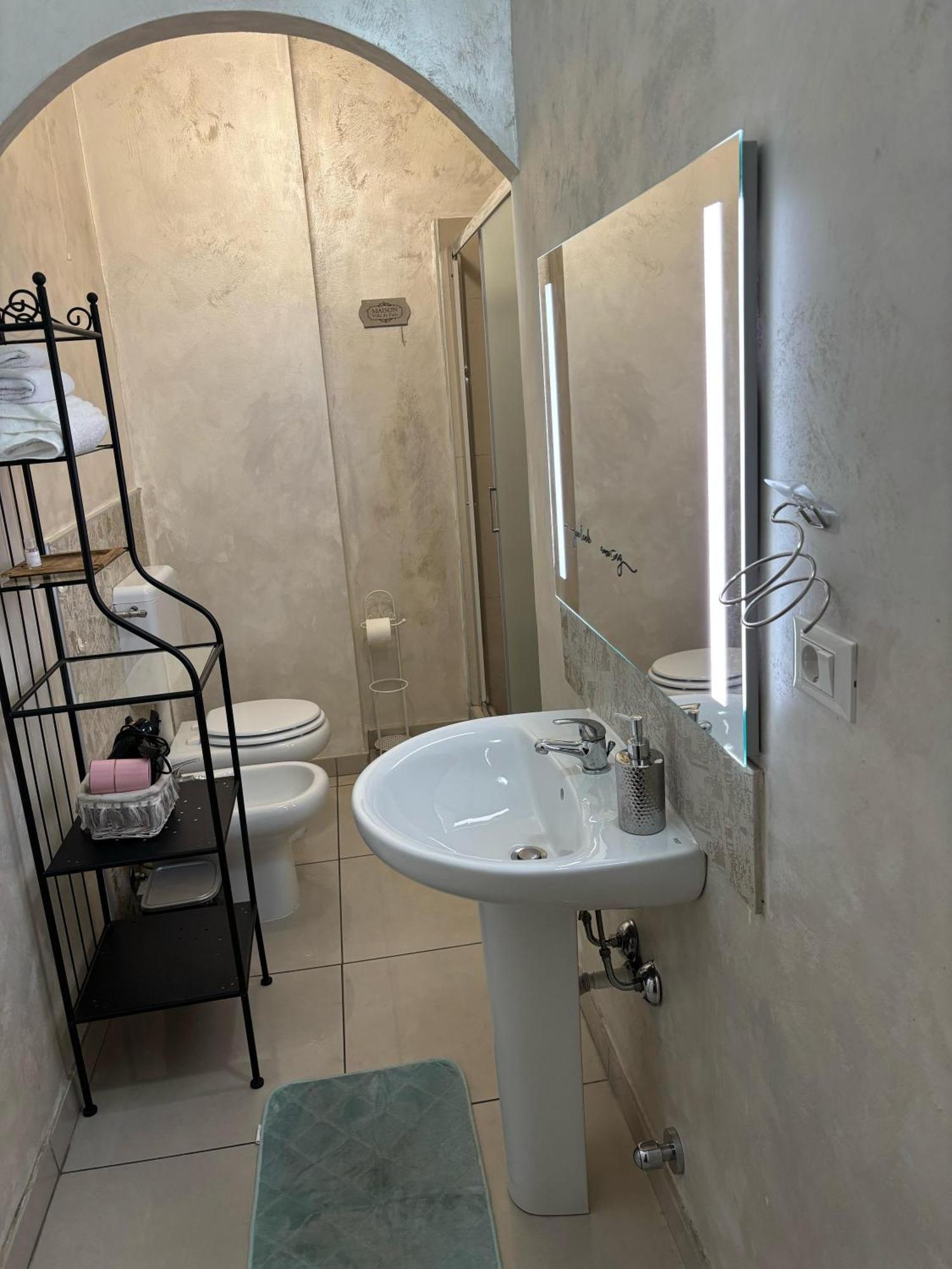 Brown Apartment Санремо Экстерьер фото
