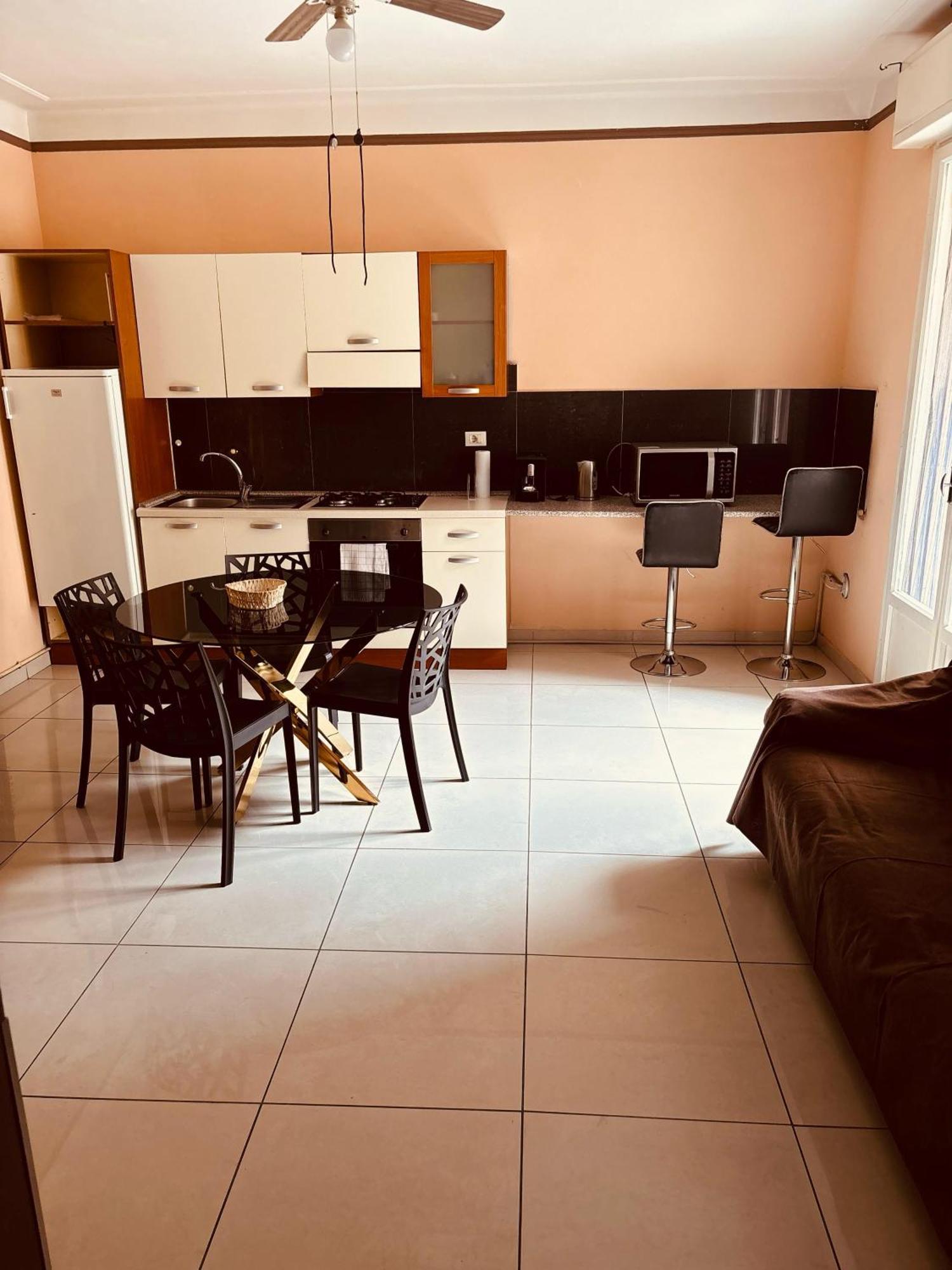 Brown Apartment Санремо Экстерьер фото